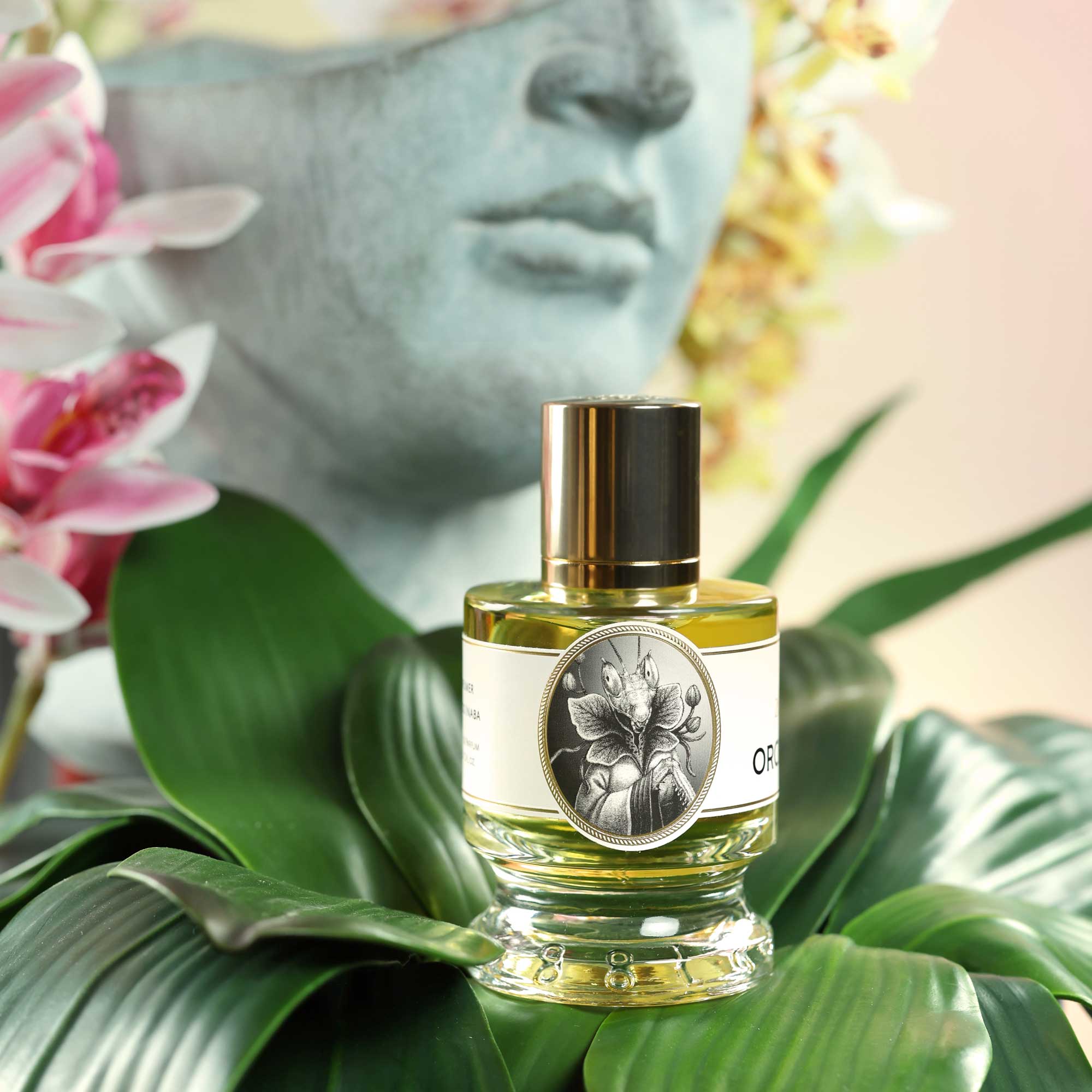 Zoologist Orchid Mantis Deluxe Bottle - Image 3
